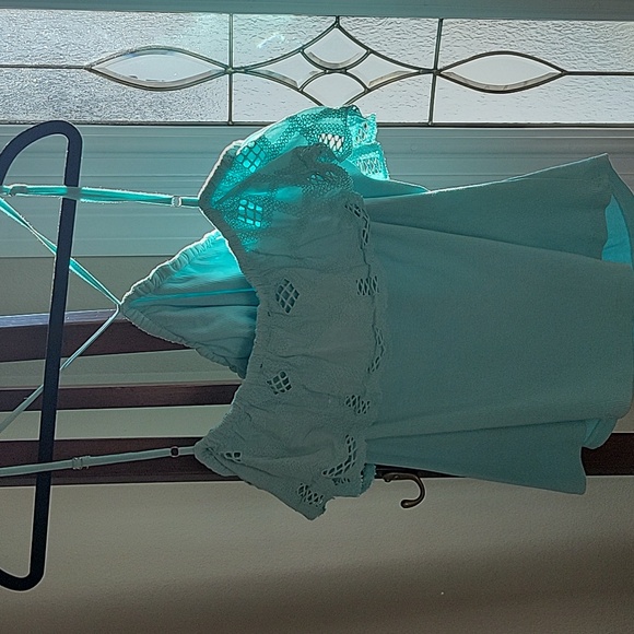 Boston Proper Tank - Picture 2 of 3